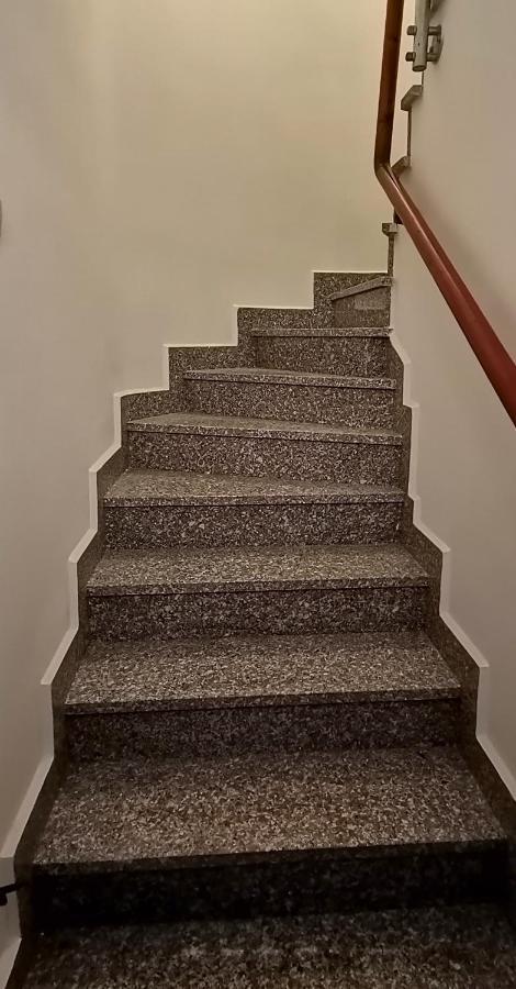 רוביני Studio Apartment L&G מראה חיצוני תמונה